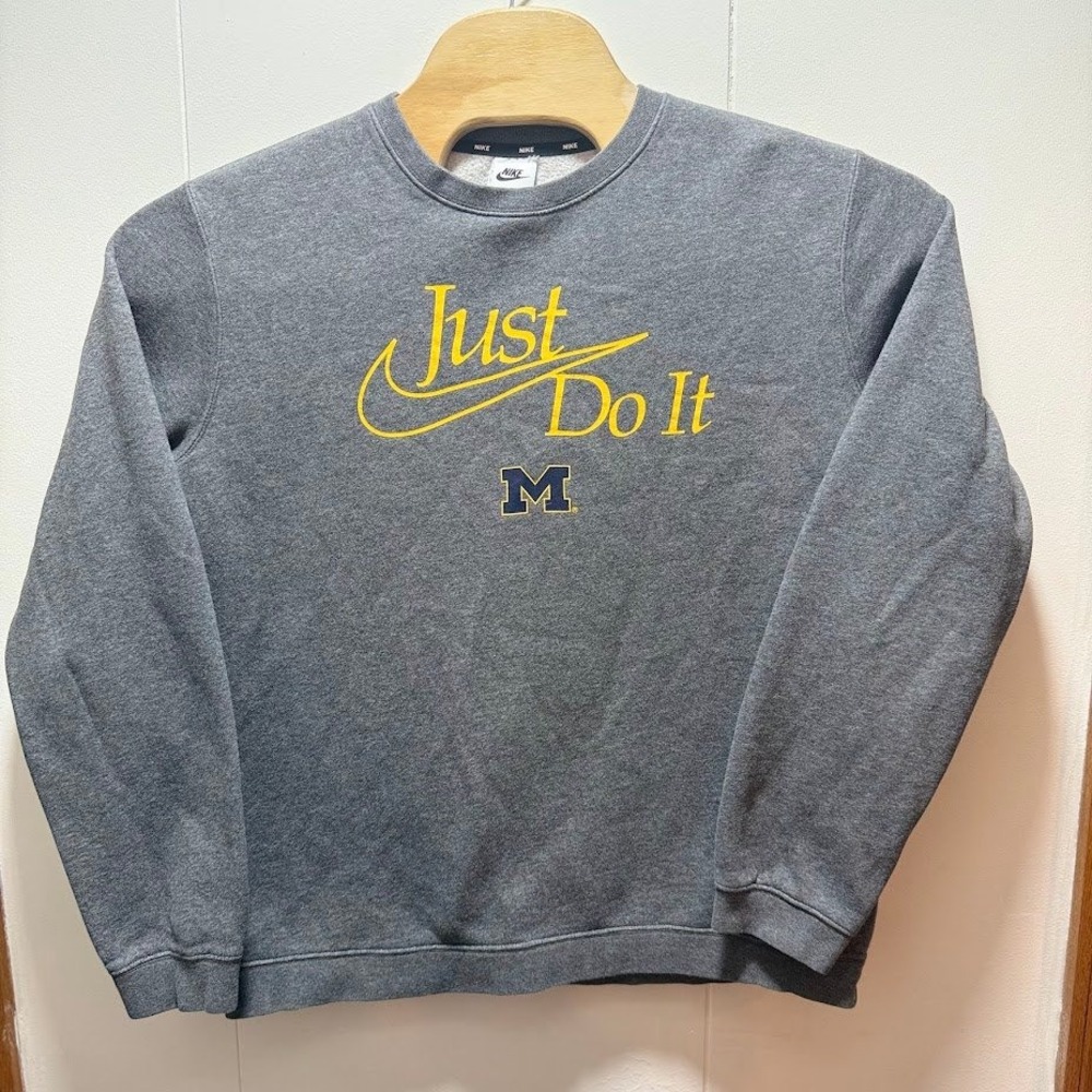Nike Michigan Wolverines Just Do‎ It Crewneck Sweatshirt Mens Large Gray Fleece